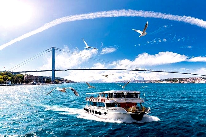 Sustainable Tourism and Technological Innovations on Bosphorus Cruise