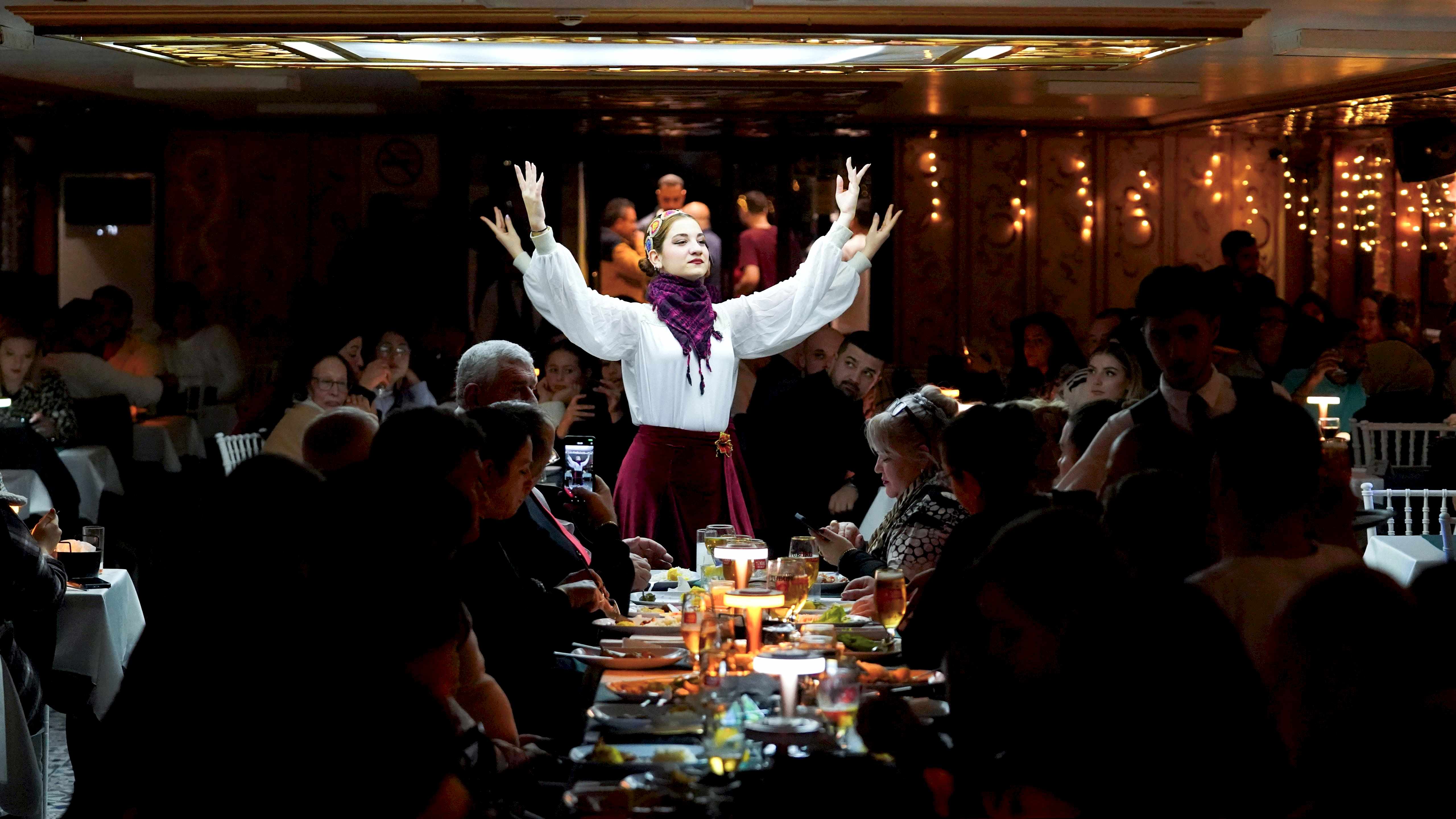 Turkish Cultural Dances on Bosphorus Dinner Cruise