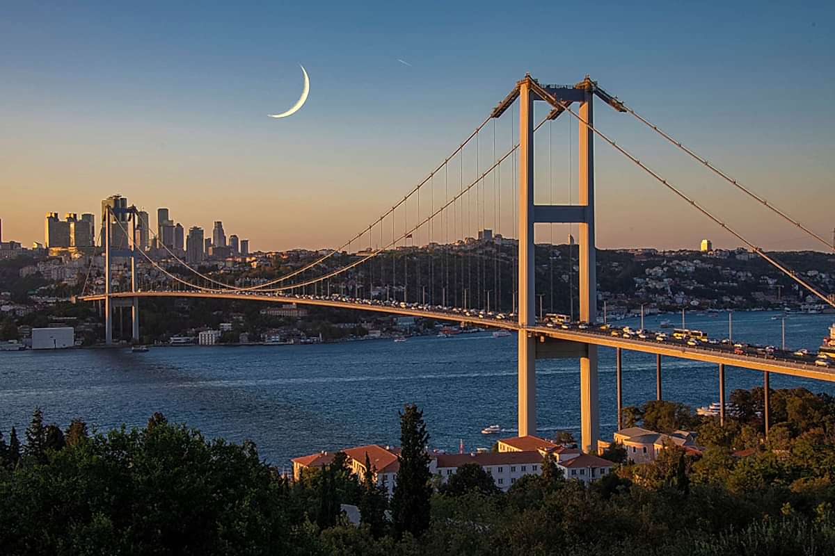 Digital Transformation in Tourism and the New Face of Bosphorus Cruise