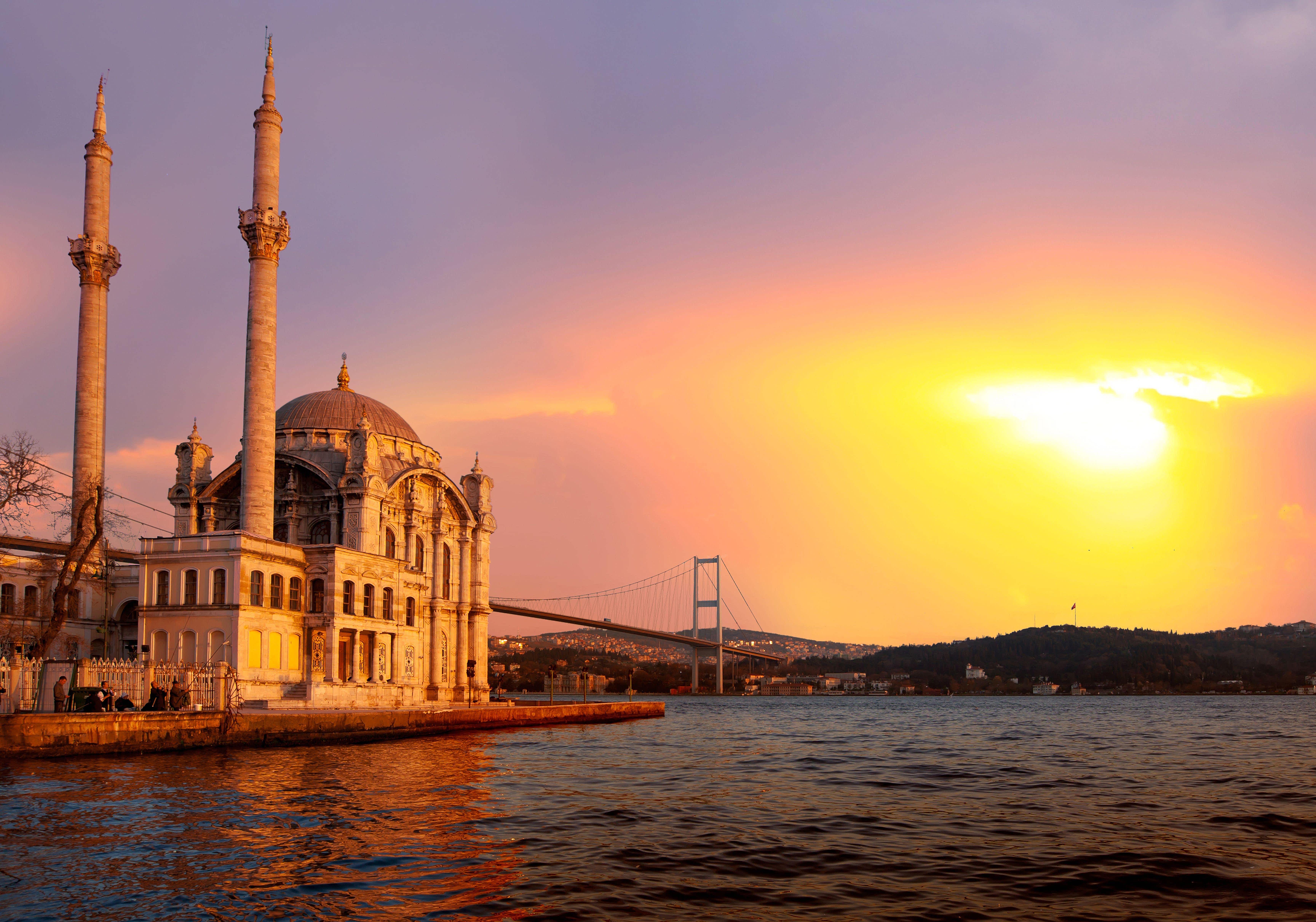 Bosphorus Tour on Both Sides of Istanbul