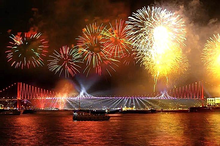 Celebrate New Year's Eve with a Bosphorus Cruise on the Bosphorus: What's New?