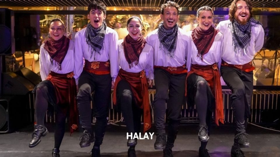 PRIVATE CLOSE TO SHOW PRİVATE TABLE W. UNLIMITED ALCOHOL DRINKS- with Hotel Pick Up & Drop Off