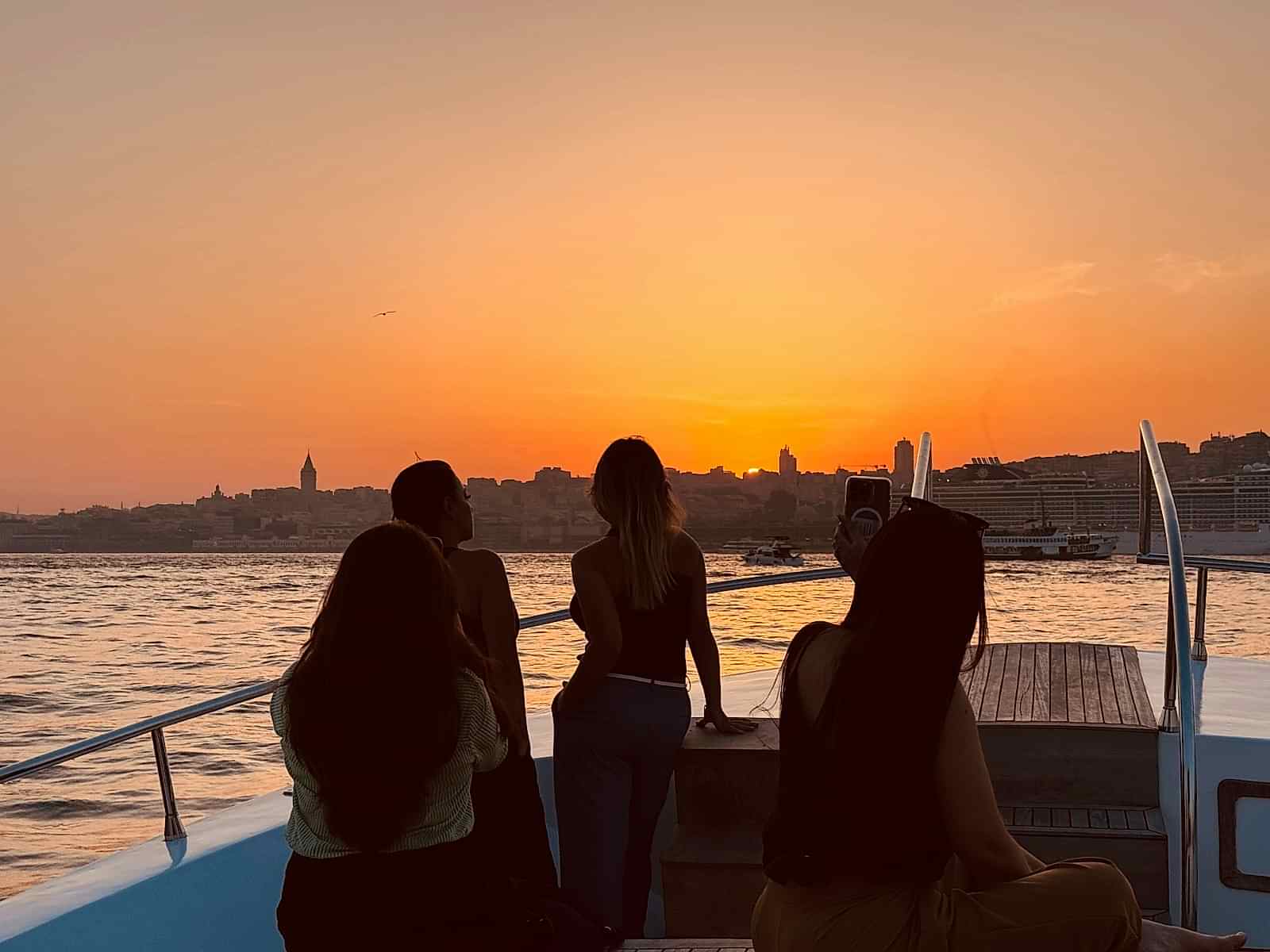SUNSET TOUR on the BOSPHORUS WITH PROFESSIONAL GUIDE