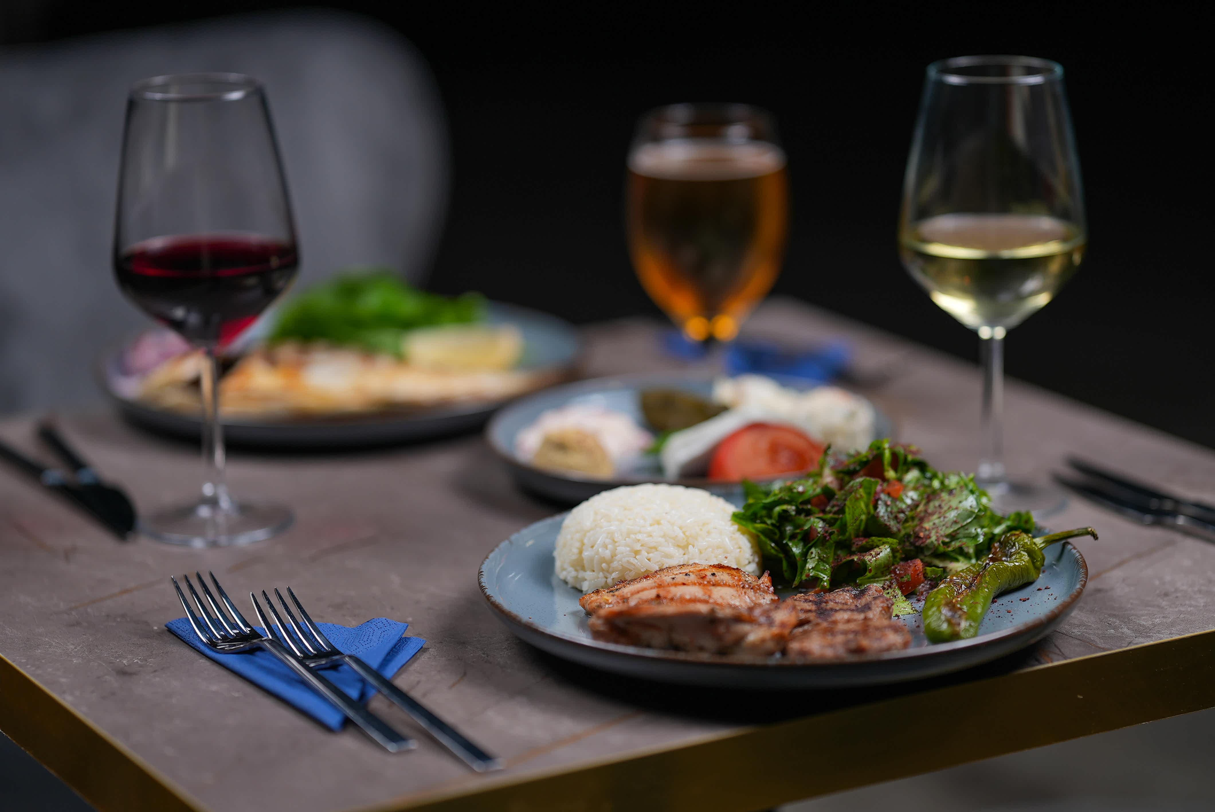 CRAZY SALE - VIP FRONT 1 ST OR 2 ND ROW TABLE (NON ALCOHOL) - NO PICKUP DROP OFF